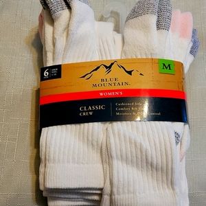 Blue Mountain 6 pk Classic Crew Socks